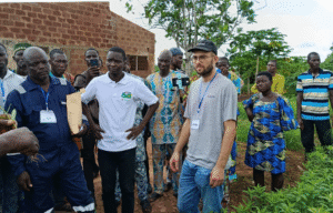 Le jeudi 5 juin 2025, la Ferme Promise en collaboration avec le Centre de Coopération Internationale en Recherche Agronomique pour le Développement (CIRAD) a ouvert ses portes à un large public