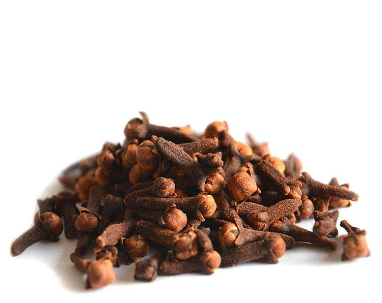 Clou de girofle emballé dans des sachets