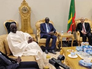 À moins de deux mois de la Tabaski, le Sénégal multiplie les démarches pour garantir l’approvisionnement en moutons. Une délégation ministérielle s’est rendue en Mauritanie pour négocier avec les autorités locales en vue d’une fête réussie