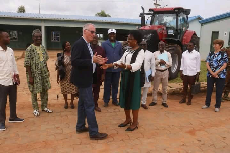 La Ministre de l’Enseignement Supérieur en visite à la SoNaMA S.A