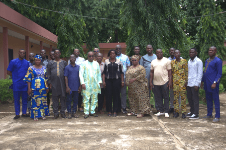 L’Agence Territoriale de Développement Agricole (ATDA 7) a organisé, à la Direction Départementale de l’Agriculture, de l’Élevage et de la Pêche du Mono, une session stratégique à mi-parcours avec les acteurs de la filière œufs de consommation.