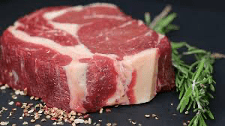 La viande artificielle, ou viande cultivée, quitte déjà les laboratoires et fait ces premières apparitions dans les assiettes. 