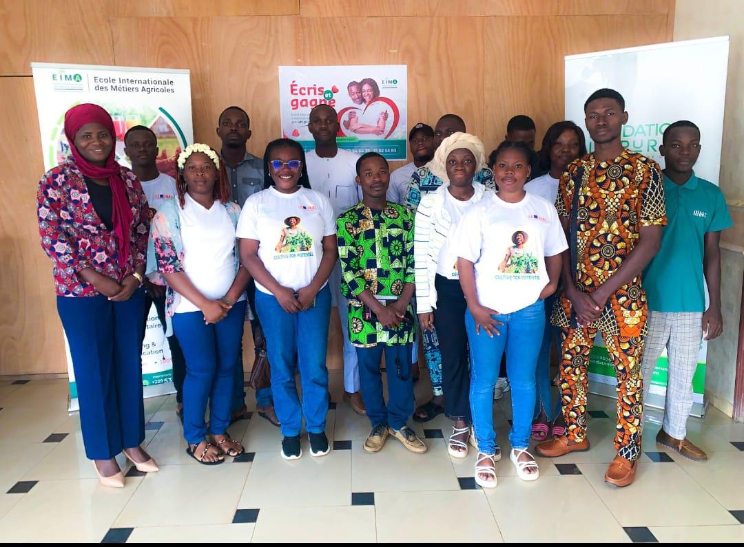 La Journée Portes Ouvertes de l’École Internationale des Métiers Agricoles (EIMA) s’est tenue ce samedi 09 août 2025 à Zopah. Cette initiative a permis aux visiteurs d'avoir un aperçu complet des formations et opportunités offertes par l’école.