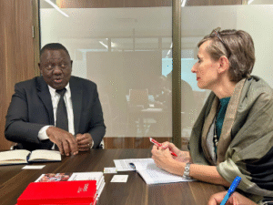 Ce mercredi 8 octobre 2025, Gabriella Spirli, nouvelle cheffe de la Coopération internationale de la Suisse au Bénin, a été reçue en audience par le ministre de l’Agriculture, de l’Élevage et de la Pêche (MAEP), Gaston Dossouhoui. Une première rencontre qui a permis d’aborder plusieurs sujets relatifs au secteur agricole au Bénin.