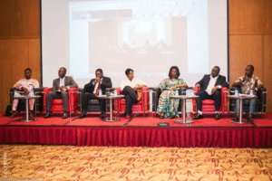 Le mardi 28 octobre 2025 à l’hôtel Golden Tulip de Cotonou et en ligne, un débat économique consacré à la transformation semi-industrielle et industrielle de la viande de volaille au Bénin a été organisé par la Chambre de Commerce et d’Industrie du Bénin (CCI Bénin). Ceci dans le cadre de sa mission de promotion du développement économique et de valorisation des filières porteuses