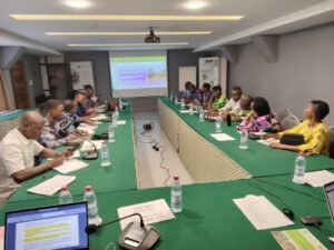 Access Agriculture a réuni, le 21 novembre 2025 à l’hôtel du Lac de Cotonou, un ensemble d’acteurs institutionnels, techniques et communautaires autour d’un atelier multipartite dédié à la promotion des services des jeunes entrepreneurs pour l’accès rural (ERA