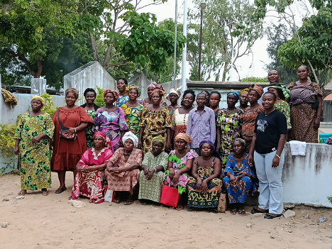 n collaboration avec la Direction de la Production Halieutique (DPH), Swiss Contact a organisé du 25 au 28 novembre 2025 une session intensive de formation au profit des acteurs des filières piscicoles et de transformation du poisson dans le sud du Bénin. Cette initiative s’inscrit dans le cadre du projet Béninclusif, mis en œuvre depuis 2021 pour dynamiser les chaînes de valeur de la pisciculture et des agrumes à travers une approche axée sur les systèmes de marché.