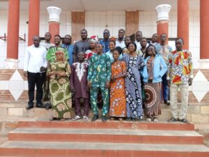 Du 14 au 16 janvier 2026, une vingtaine de jeunes entrepreneurs du secteur de l’agroécologie ont pris part à un atelier de formation consacré à l’élaboration des plans d’affaires, dans le cadre de la mise en œuvre du programme Batenforiba. Cette initiative est cofinancée par l’Union européenne et Îles de Paix, et mise en œuvre par ERAD ONG.