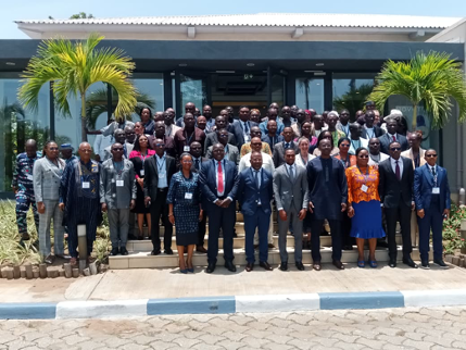 La santé sexuelle et reproductive est au cœur d’une nouvelle action du gouvernement béninois. Une campagne nationale gratuite de planification familiale et de dépistage des cancers de la femme a été lancée à Sèmè-Podji, avec des objectifs clairs pour améliorer la contraception et détecter tôt les maladies.