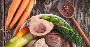 Au marché de gros de Casablanca, les derniers relevés publiés au 1er avril 2026 par la SDL Casa Prestations montrent un ajustement des prix après plusieurs semaines de hausse. Les carottes enregistrent une forte baisse, tandis que la viande ovine marque une pause dans sa progression. Cette évolution intervient après une période marquée par de fortes hausses des prix.